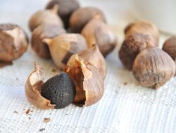 Bawang Hitam (Black Garlic) sebagai Pangan Fungsional Kaya Antioksidan