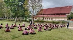 SMP Swasta HKBP Sipoholon.