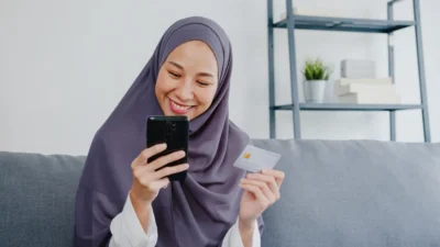 Perbankan Syariah di Era Generasi Z: Inovasi Digital dan Tantangan Kepercayaan