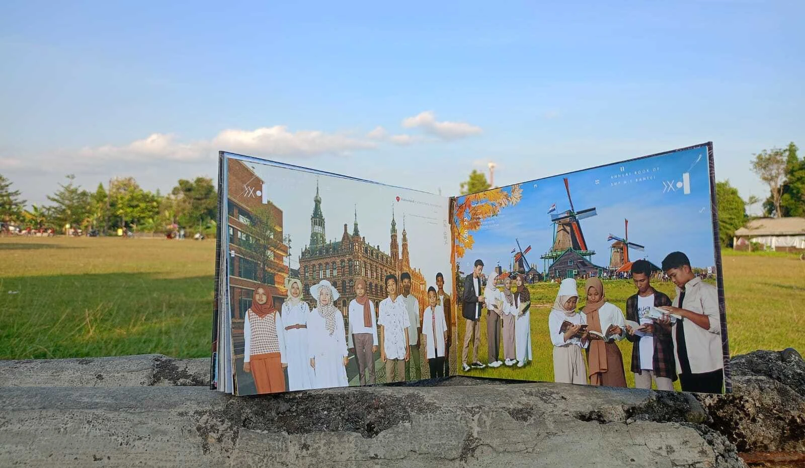 Buku Tahunan Sekolah